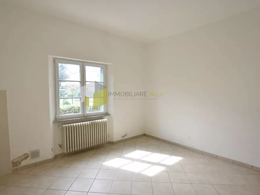 Immagine 9 di Villa in vendita  a San Giuliano Terme