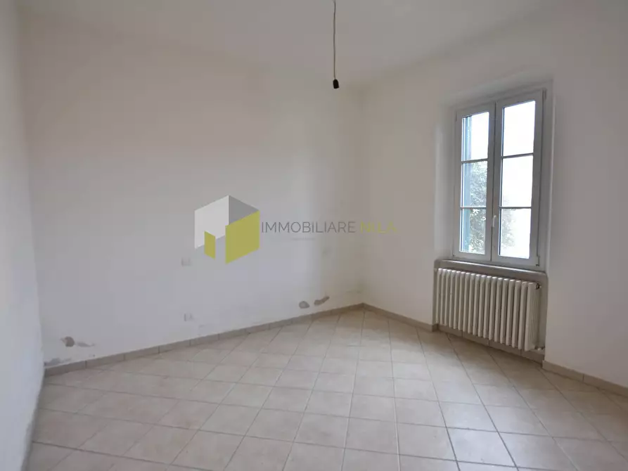 Immagine 12 di Villa in vendita  a San Giuliano Terme