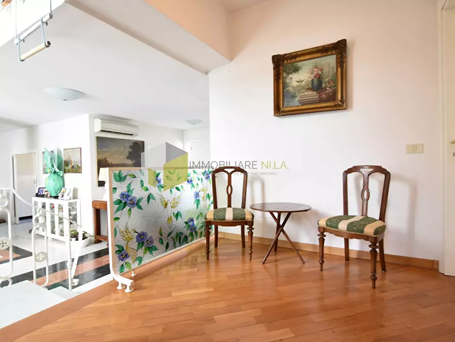 Immagine 13 di Villa in vendita  a Calcinaia