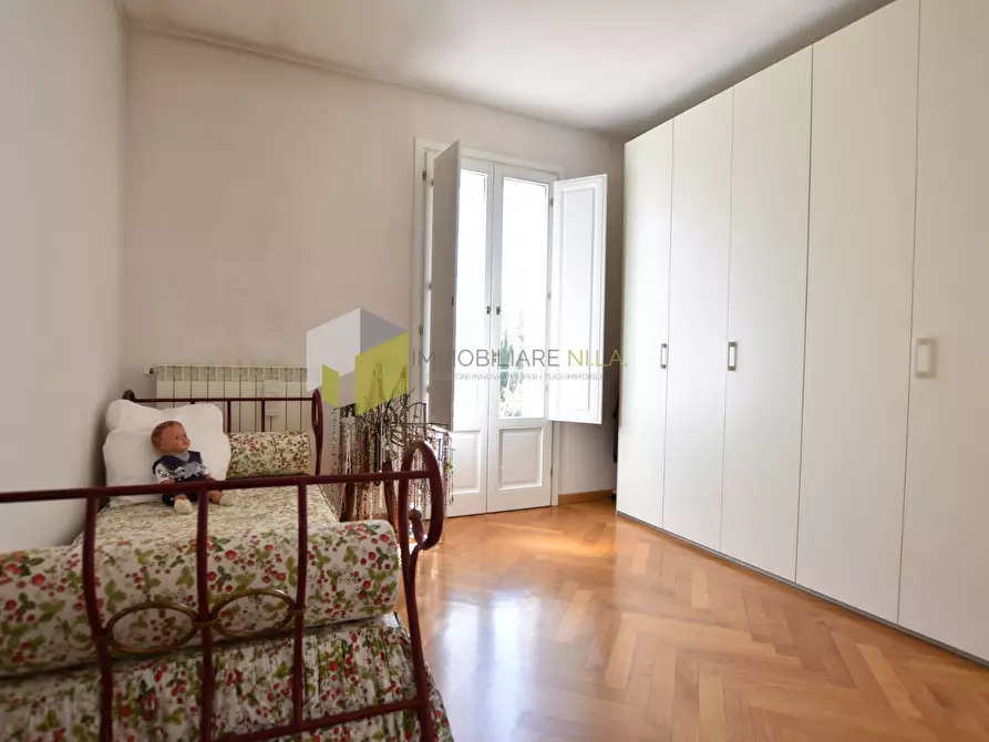 Immagine 14 di Villa in vendita  a Calcinaia