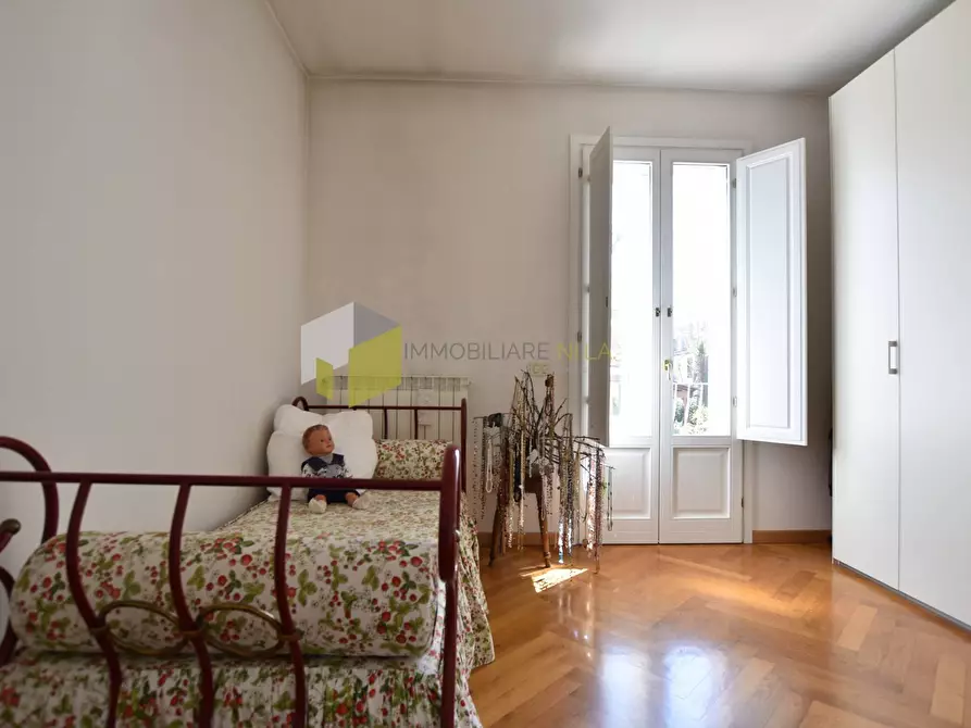 Immagine 16 di Villa in vendita  a Calcinaia