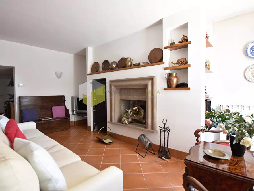 Immagine 28 di Villa in vendita  a Calcinaia