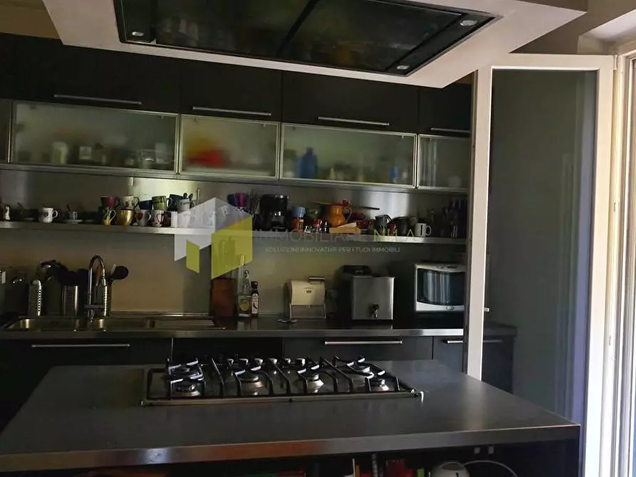 Immagine 6 di Villa in vendita  a Cascina