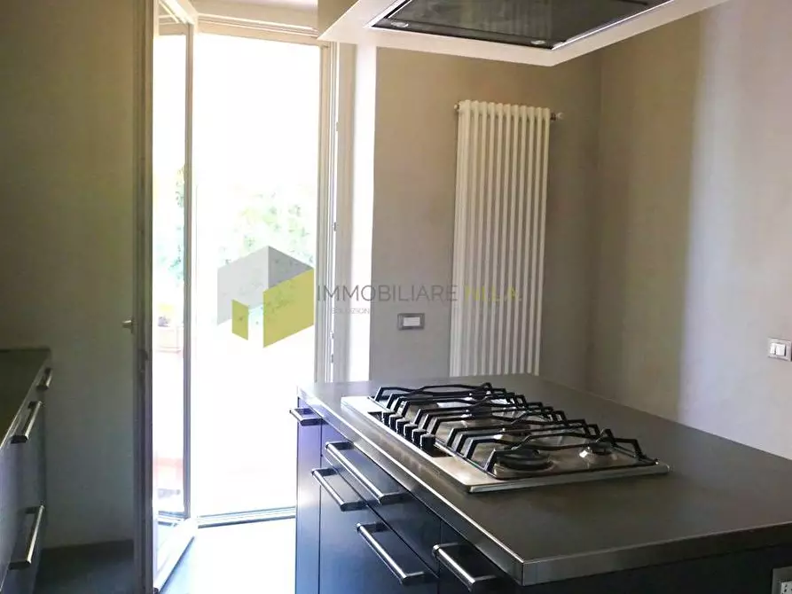 Immagine 7 di Villa in vendita  a Cascina