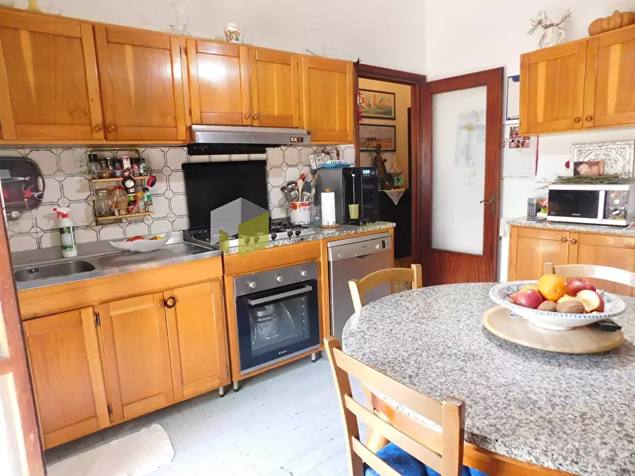 Immagine 9 di Appartamento in vendita  a San Giuliano Terme