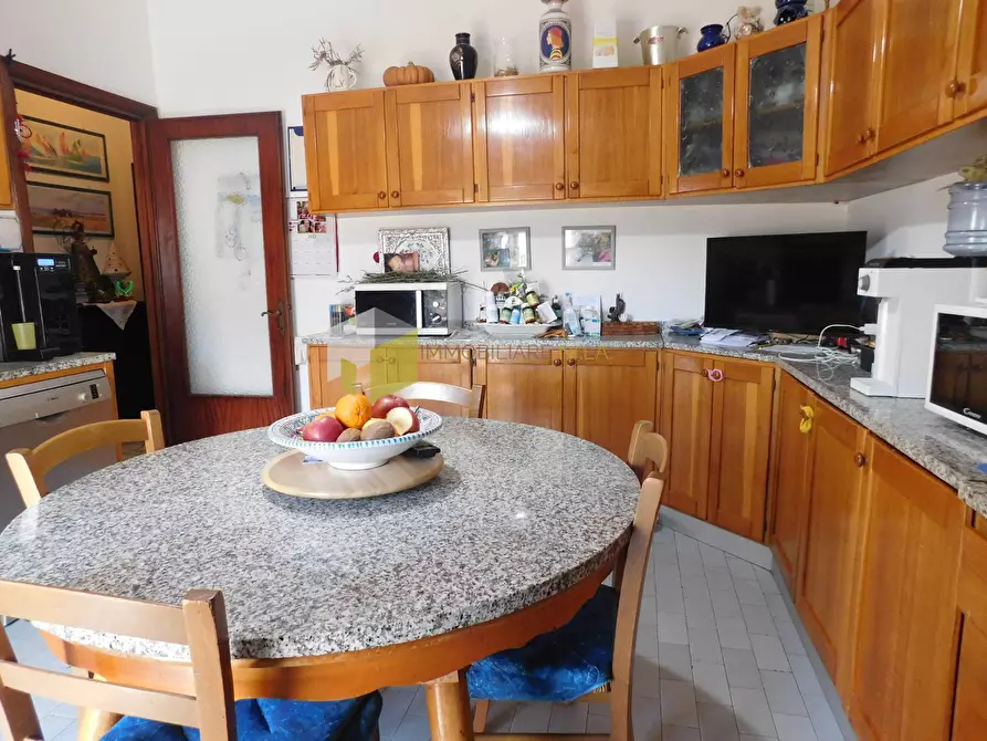 Immagine 10 di Appartamento in vendita  a San Giuliano Terme