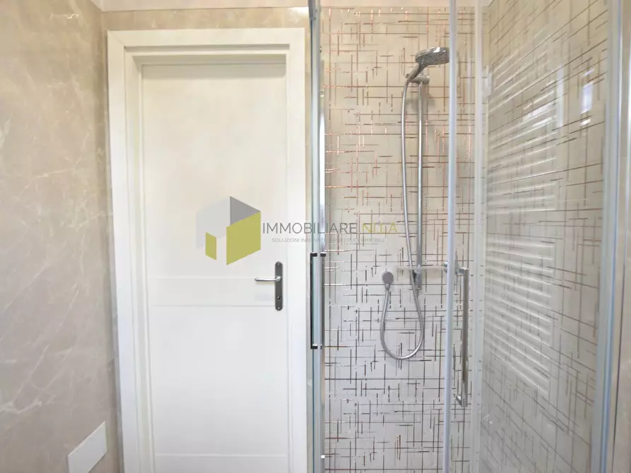 Immagine 36 di Casa indipendente in vendita  a Pisa