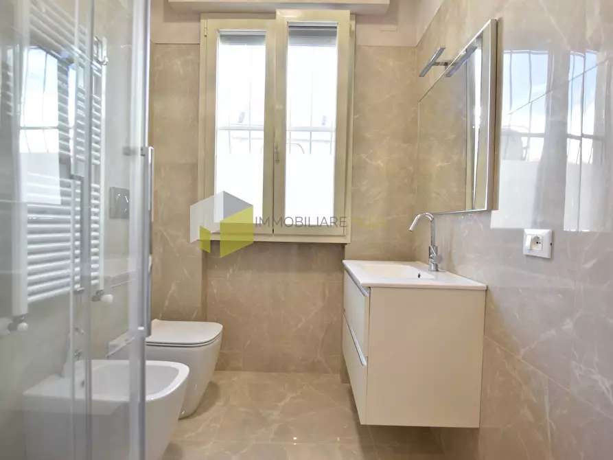 Immagine 37 di Casa indipendente in vendita  a Pisa