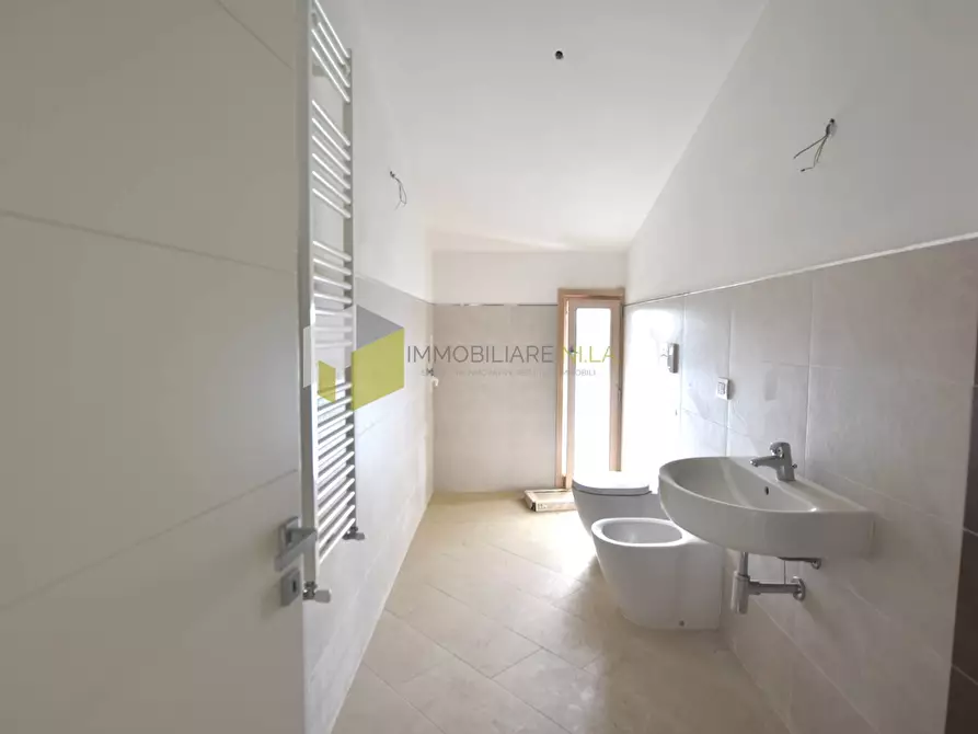 Immagine 10 di Appartamento in vendita  a Pisa