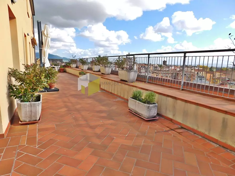 Immagine 10 di Mansarda in vendita  a Pisa