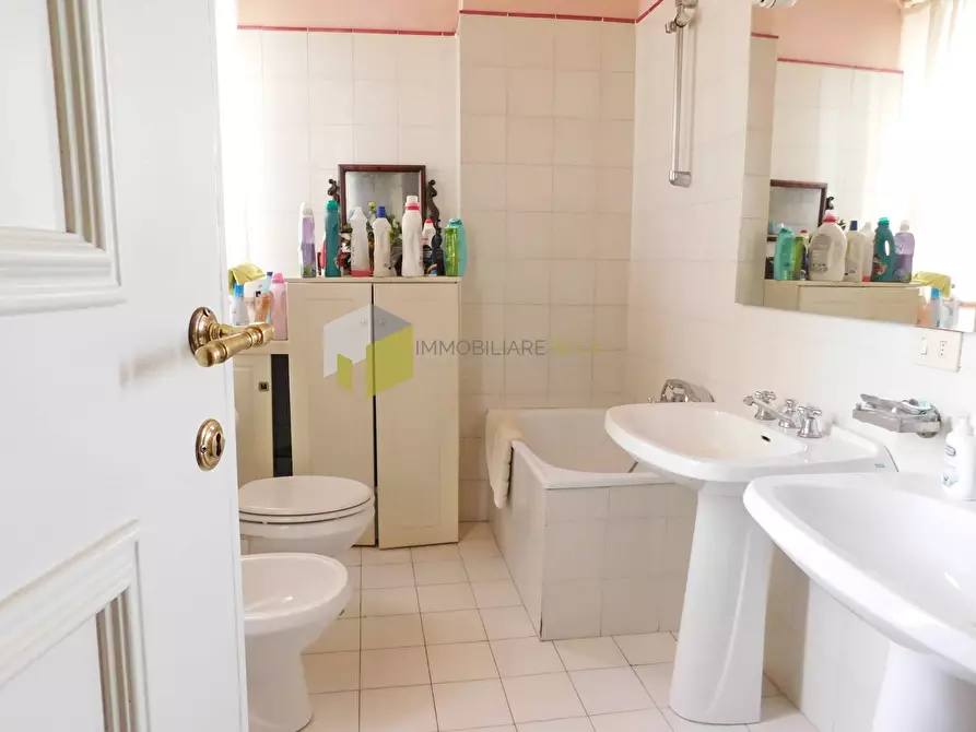 Immagine 31 di Mansarda in vendita  a Pisa