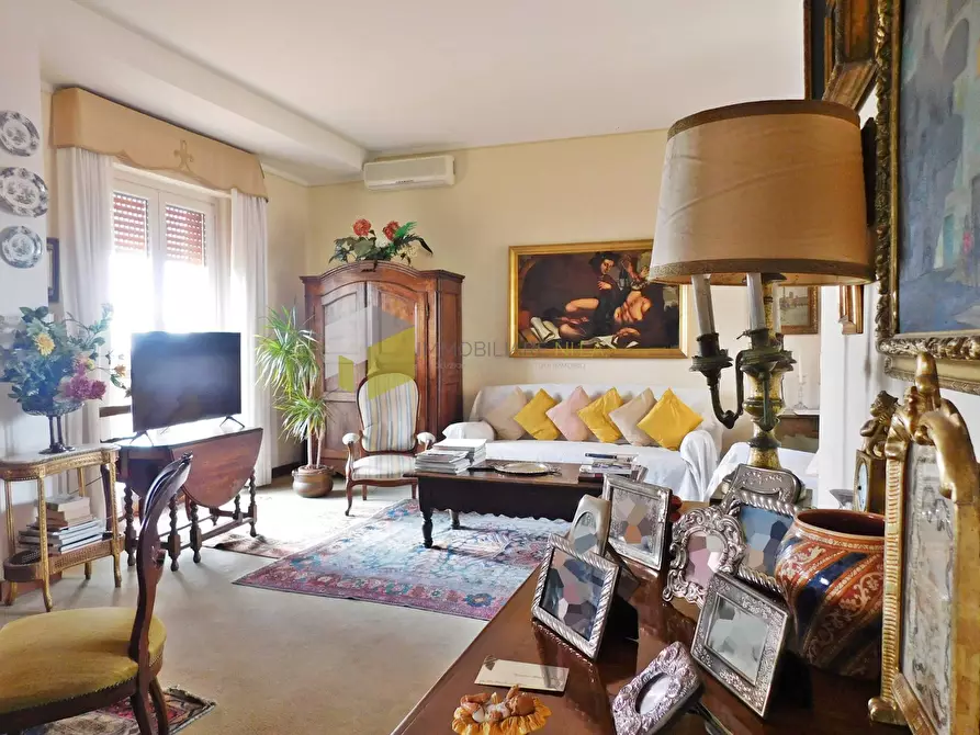 Immagine 34 di Mansarda in vendita  a Pisa