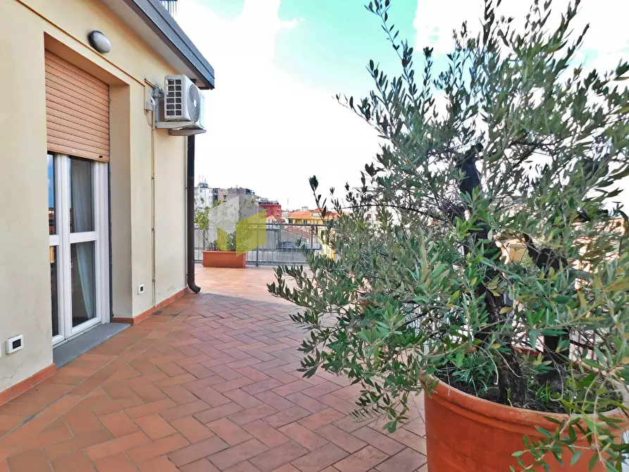 Immagine 39 di Mansarda in vendita  a Pisa