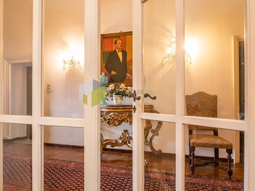 Immagine 14 di Villa in vendita  a Pisa