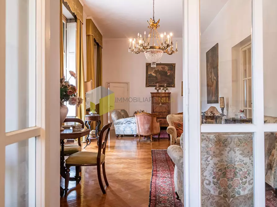 Immagine 23 di Villa in vendita  a Pisa