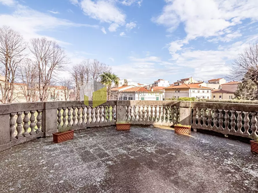 Immagine 34 di Villa in vendita  a Pisa