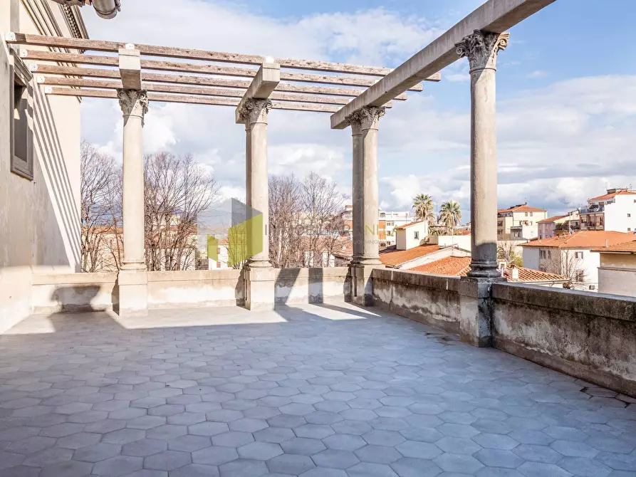 Immagine 38 di Villa in vendita  a Pisa