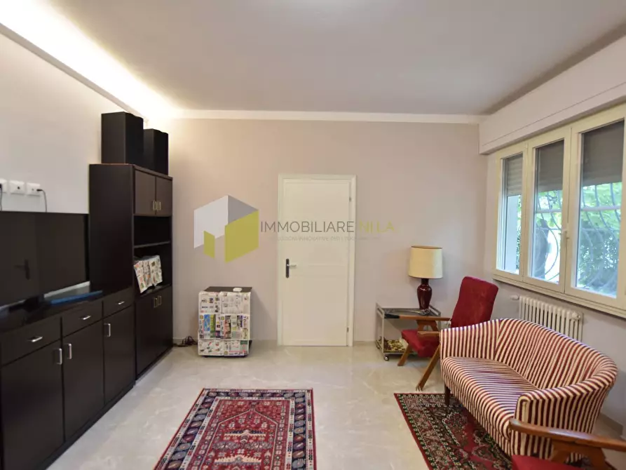 Immagine 13 di Casa indipendente in vendita  a Pisa