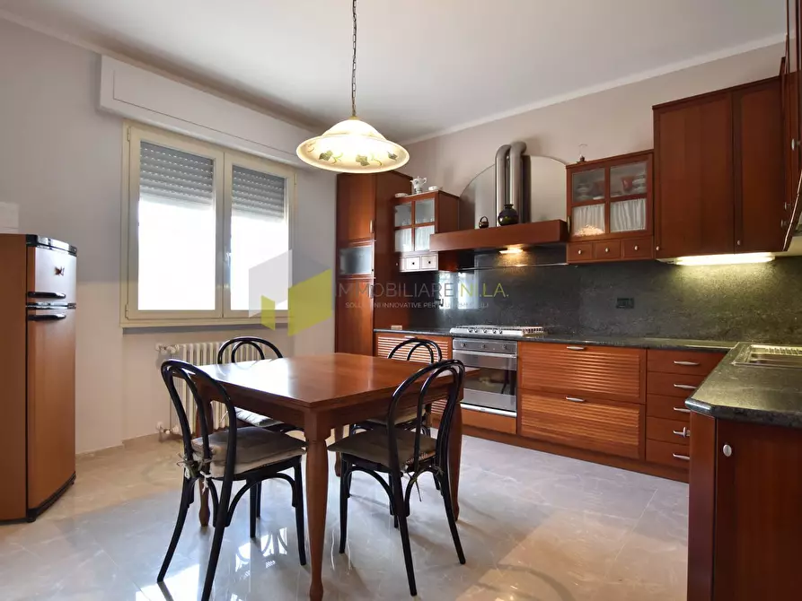 Immagine 19 di Casa indipendente in vendita  a Pisa