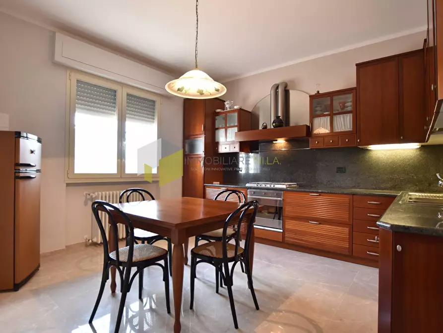 Immagine 21 di Casa indipendente in vendita  a Pisa