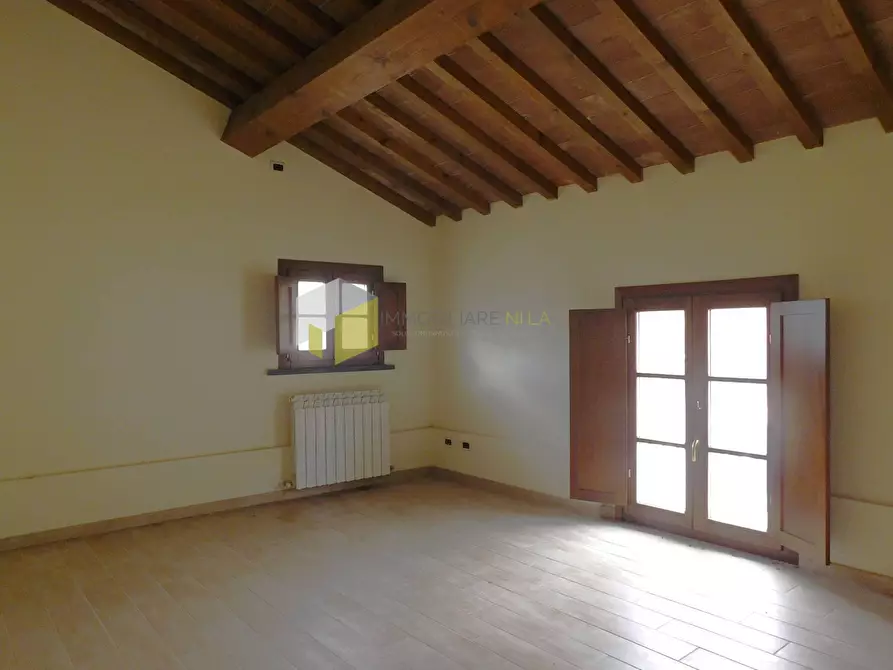 Immagine 16 di Appartamento in vendita  a San Giuliano Terme