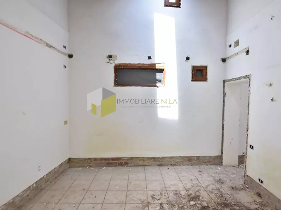 Immagine 9 di Casa indipendente in vendita  a Pisa