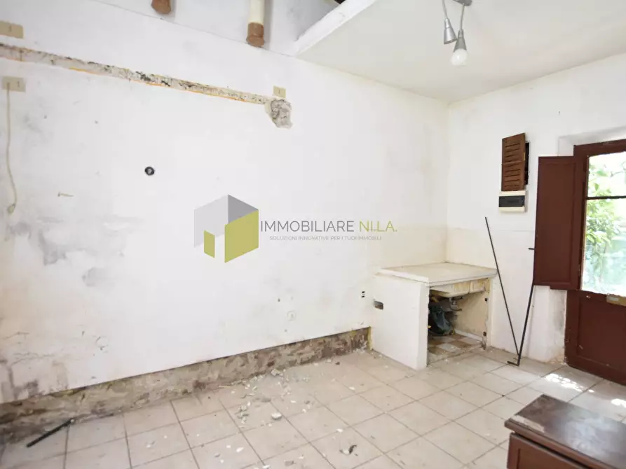 Immagine 14 di Casa indipendente in vendita  a Pisa