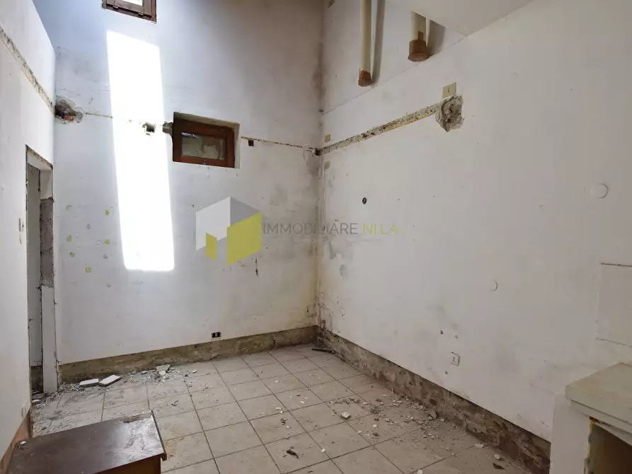 Immagine 18 di Casa indipendente in vendita  a Pisa