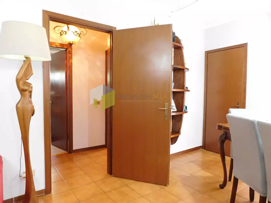 Immagine 6 di Appartamento in vendita  a Cascina