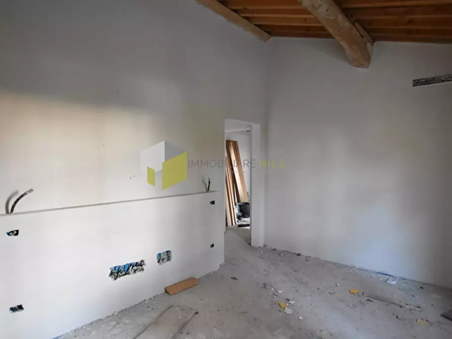 Immagine 14 di Appartamento in vendita  a Pisa