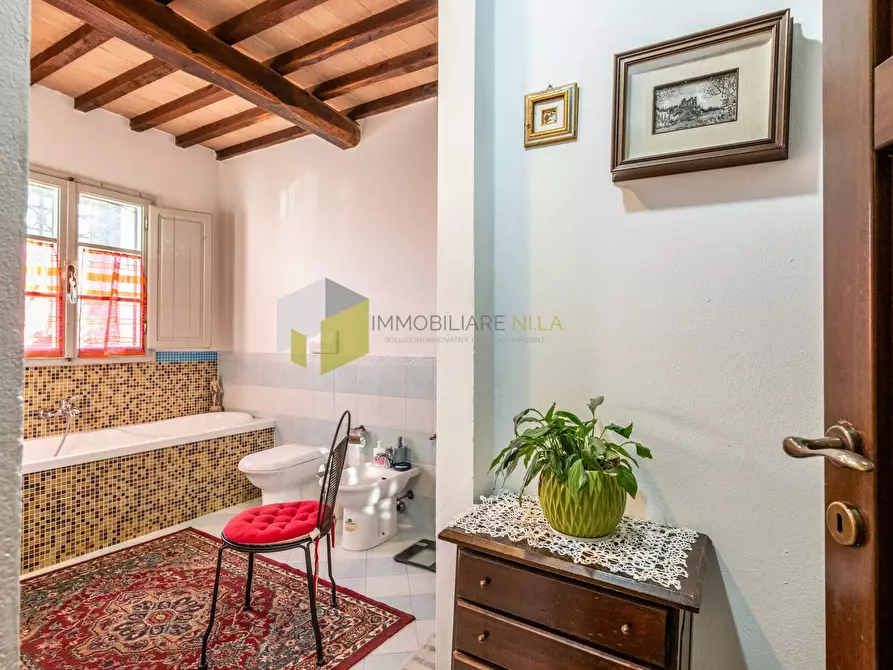 Immagine 14 di Villa in vendita  a San Giuliano Terme