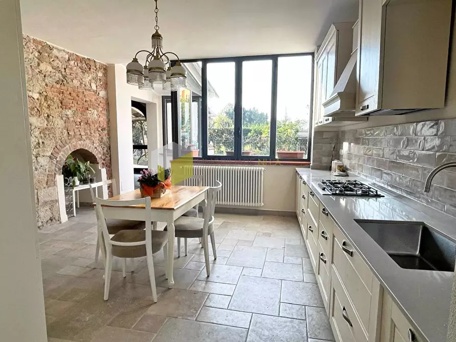 Immagine 2 di Casa indipendente in vendita  a San Giuliano Terme