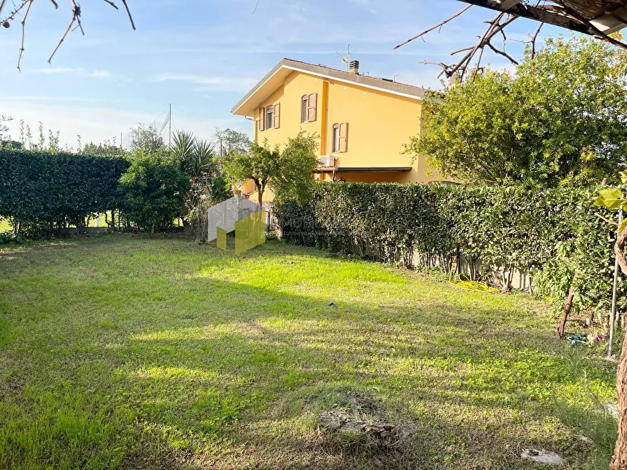 Immagine 7 di Casa indipendente in vendita  a San Giuliano Terme