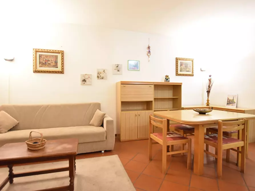 Immagine 2 di Appartamento in vendita  a Pisa