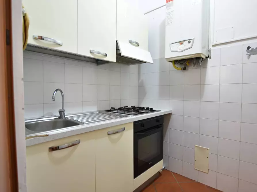 Immagine 8 di Appartamento in vendita  a Pisa