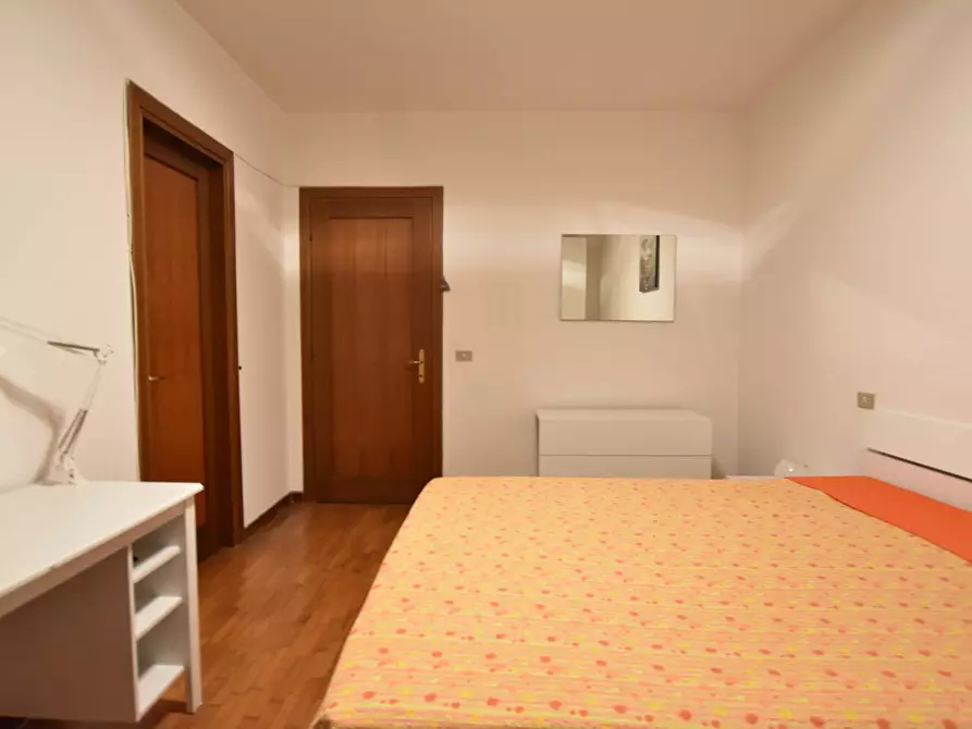 Immagine 18 di Appartamento in vendita  a Pisa