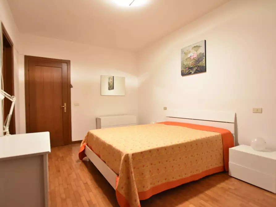 Immagine 19 di Appartamento in vendita  a Pisa