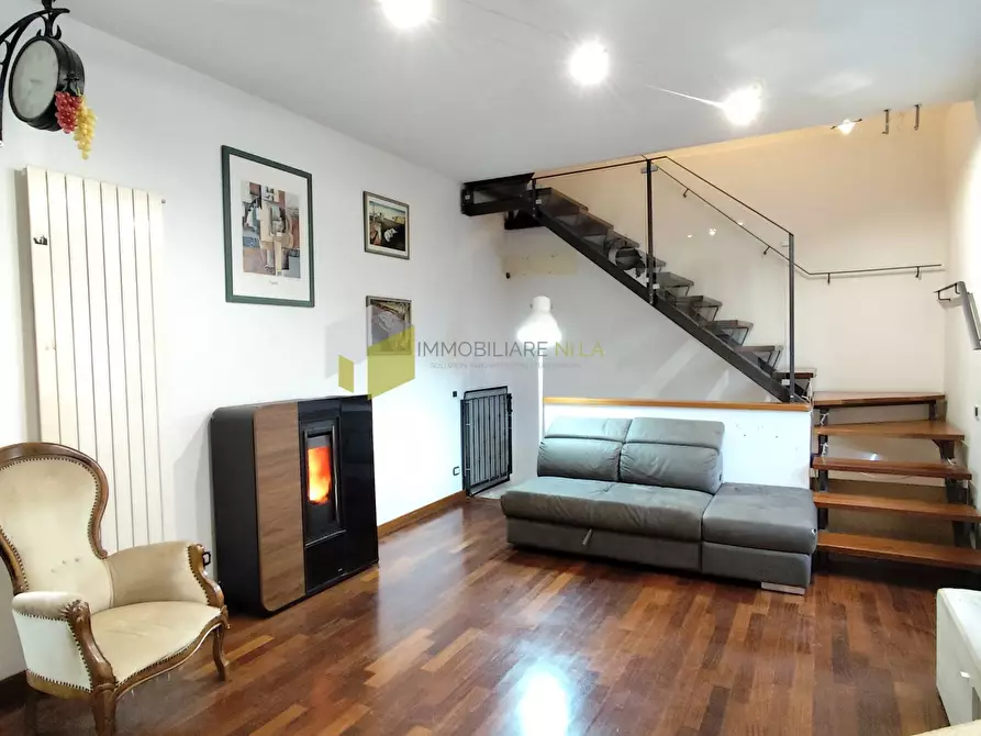 Immagine 1 di Casa indipendente in vendita  a Cascina