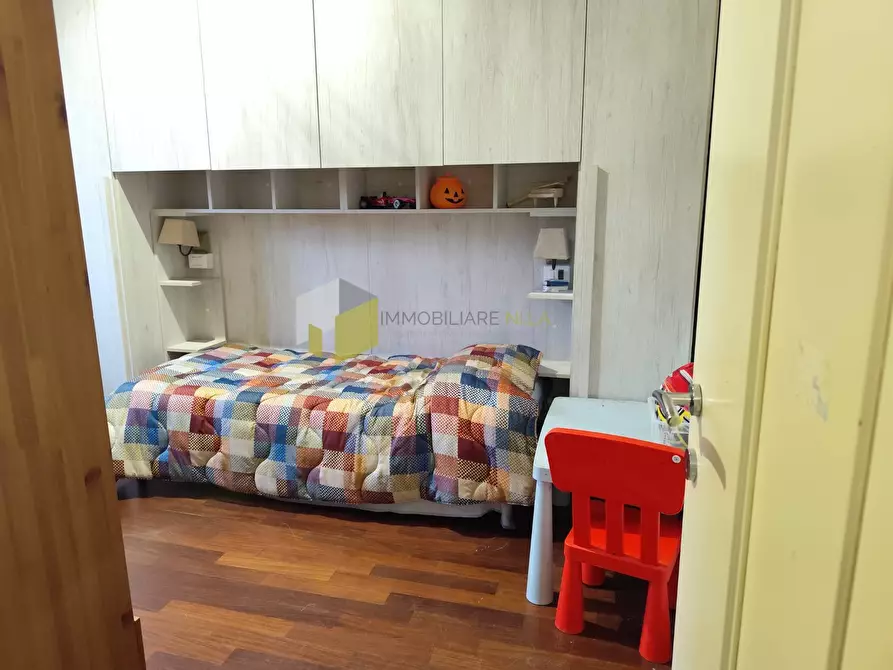 Immagine 9 di Casa indipendente in vendita  a Cascina