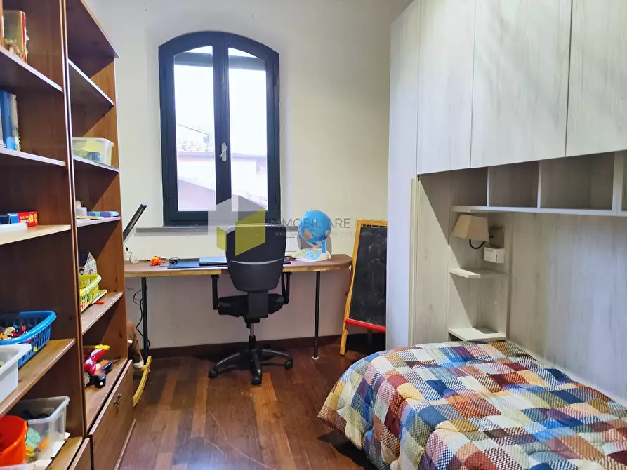 Immagine 10 di Casa indipendente in vendita  a Cascina