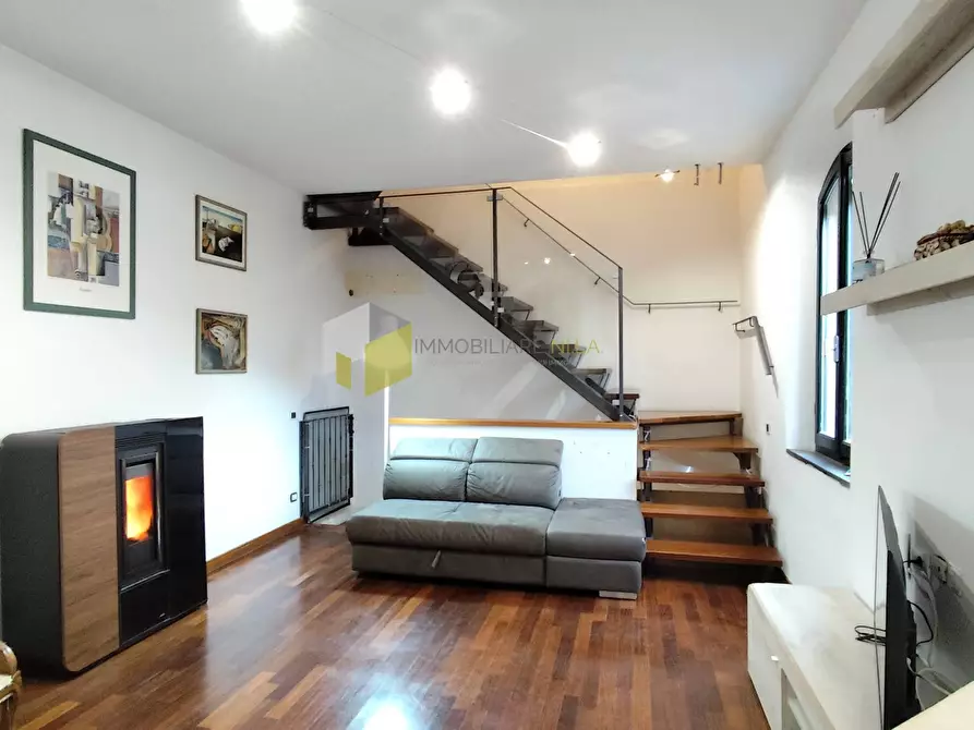 Immagine 14 di Casa indipendente in vendita  a Cascina