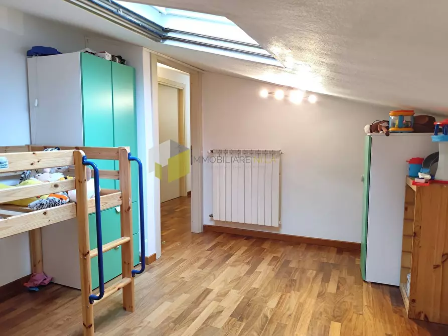 Immagine 25 di Casa indipendente in vendita  a Cascina