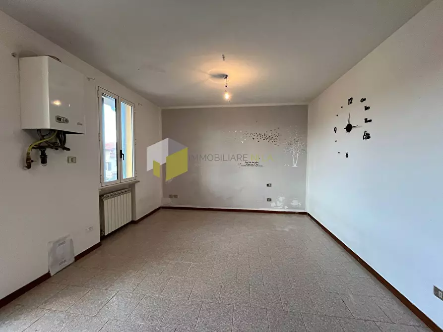 Immagine 7 di Appartamento in vendita  a Pisa