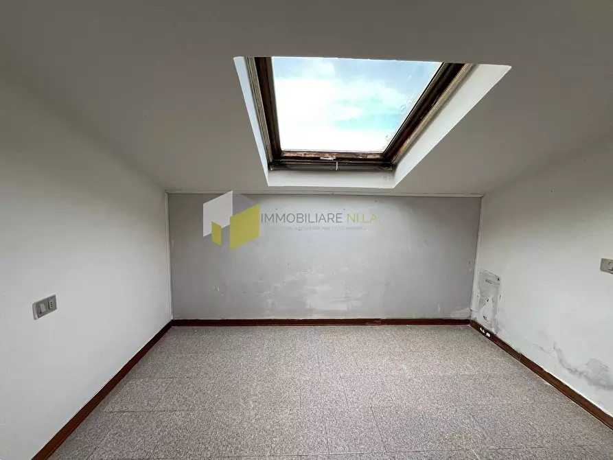 Immagine 17 di Appartamento in vendita  a Pisa