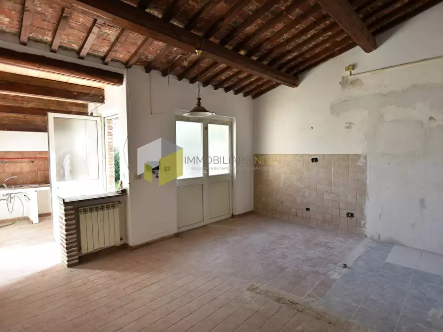 Immagine 8 di Casa indipendente in vendita  a Pisa