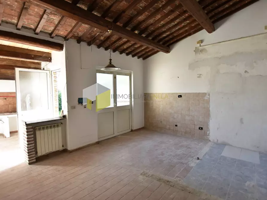 Immagine 15 di Casa indipendente in vendita  a Pisa