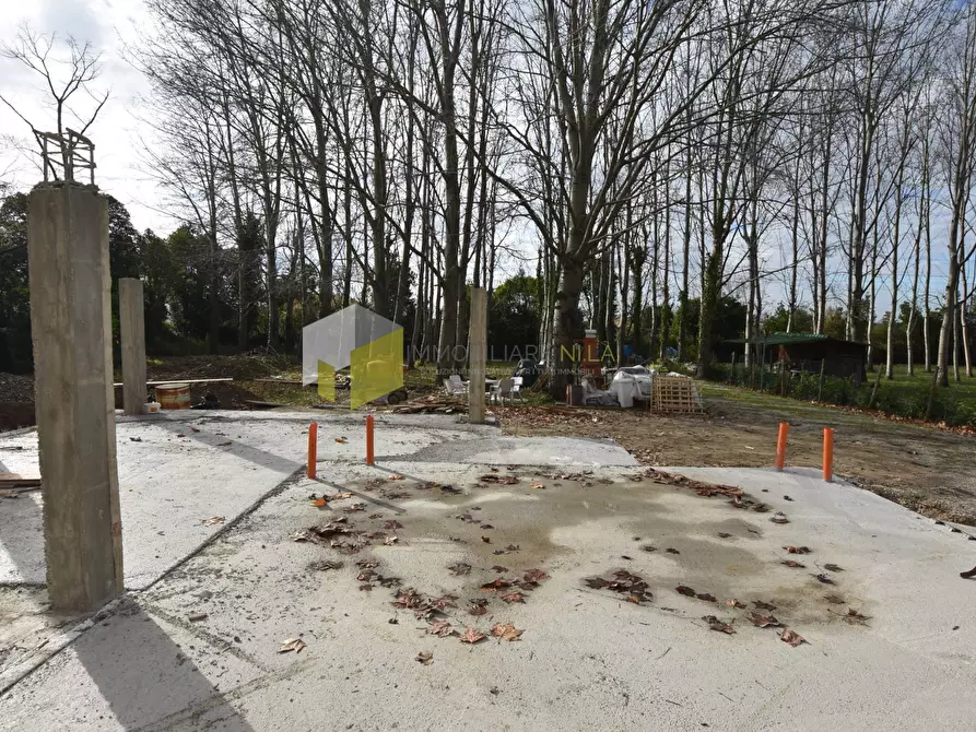 Immagine 15 di Casa semindipendente in vendita  a San Giuliano Terme