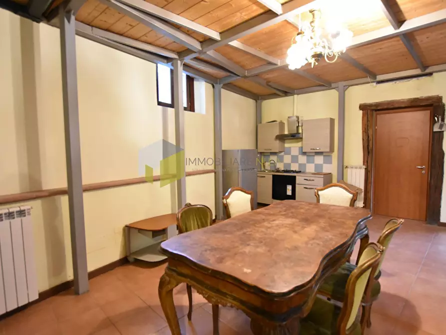 Immagine 10 di Casa indipendente in vendita  a Pisa