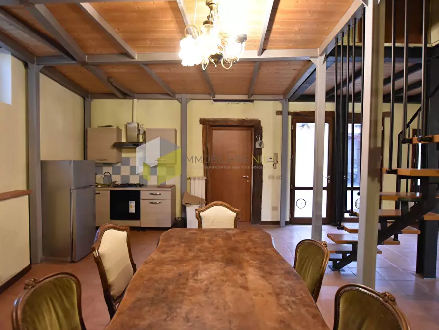 Immagine 11 di Casa indipendente in vendita  a Pisa