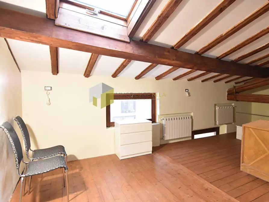 Immagine 21 di Casa indipendente in vendita  a Pisa